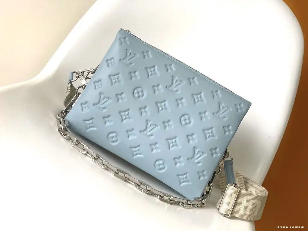 Official oldcobbler VUITTON PM-26*20*12cm COUSSIN LOUIS 0626